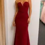 VESTIDO DE GALA ROJO ESCOTE CORAZÓN